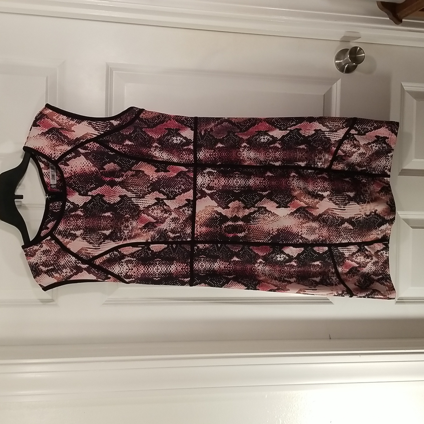 Jennifer Lopez Brand Pink And Black Snake Skin Print Dress